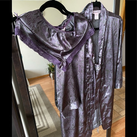 La Vie en Rose Kimonos set - Picture 1 of 4